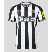 Newcastle United Tino Livramento #21 Replica Home Shirt 2023-24 Short Sleeve